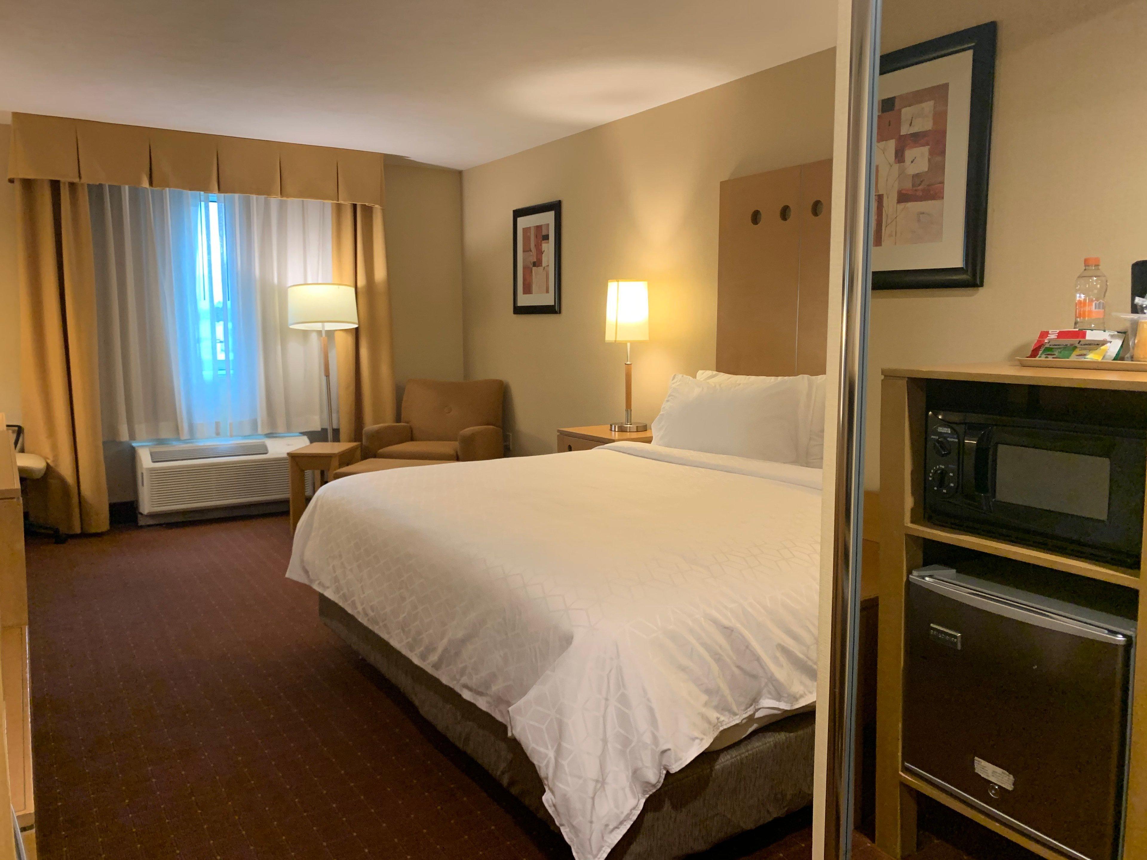 Holiday Inn Express Saltillo Zona Aeropuerto By Ihg Экстерьер фото