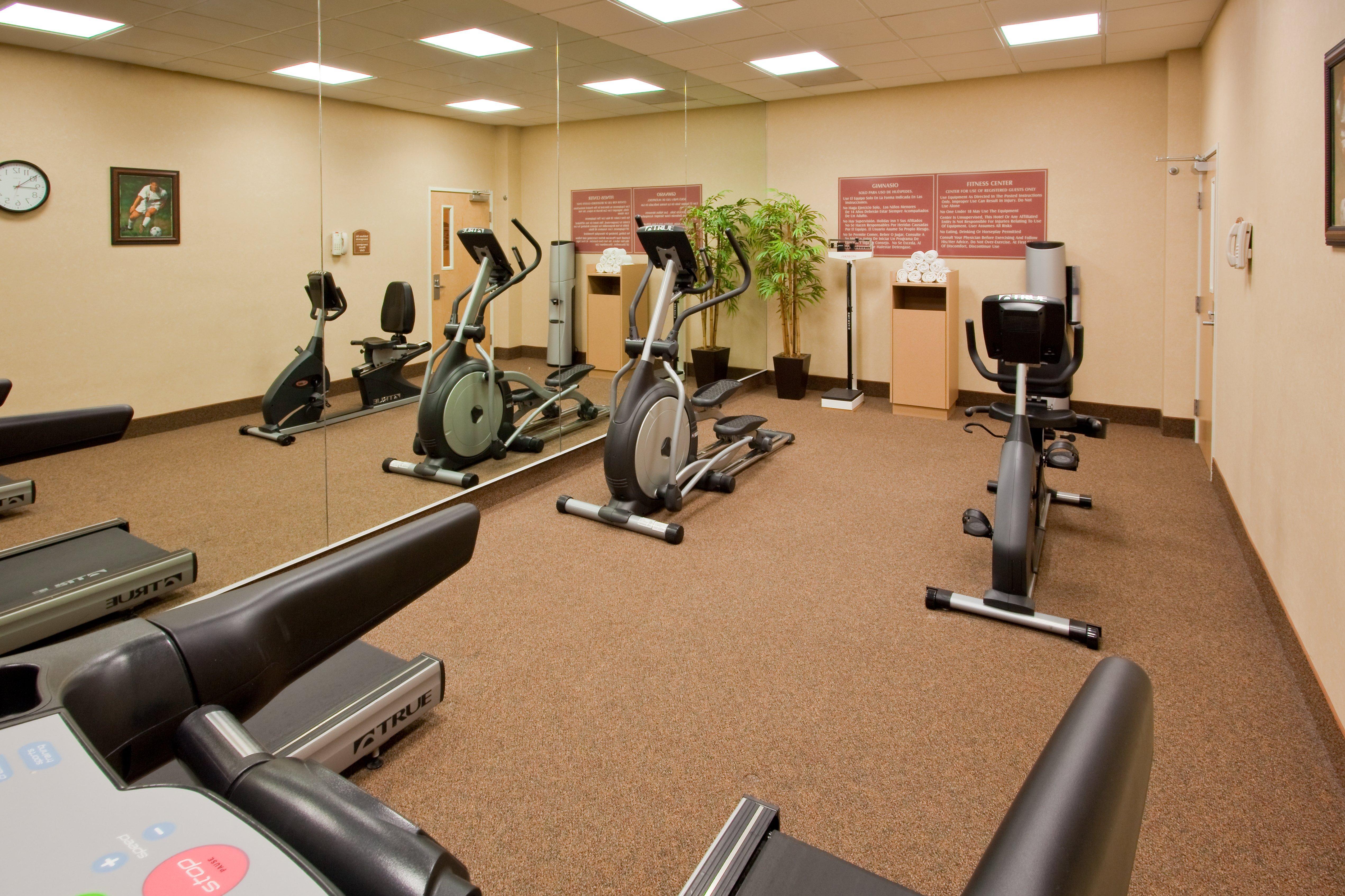 Holiday Inn Express Saltillo Zona Aeropuerto By Ihg Экстерьер фото
