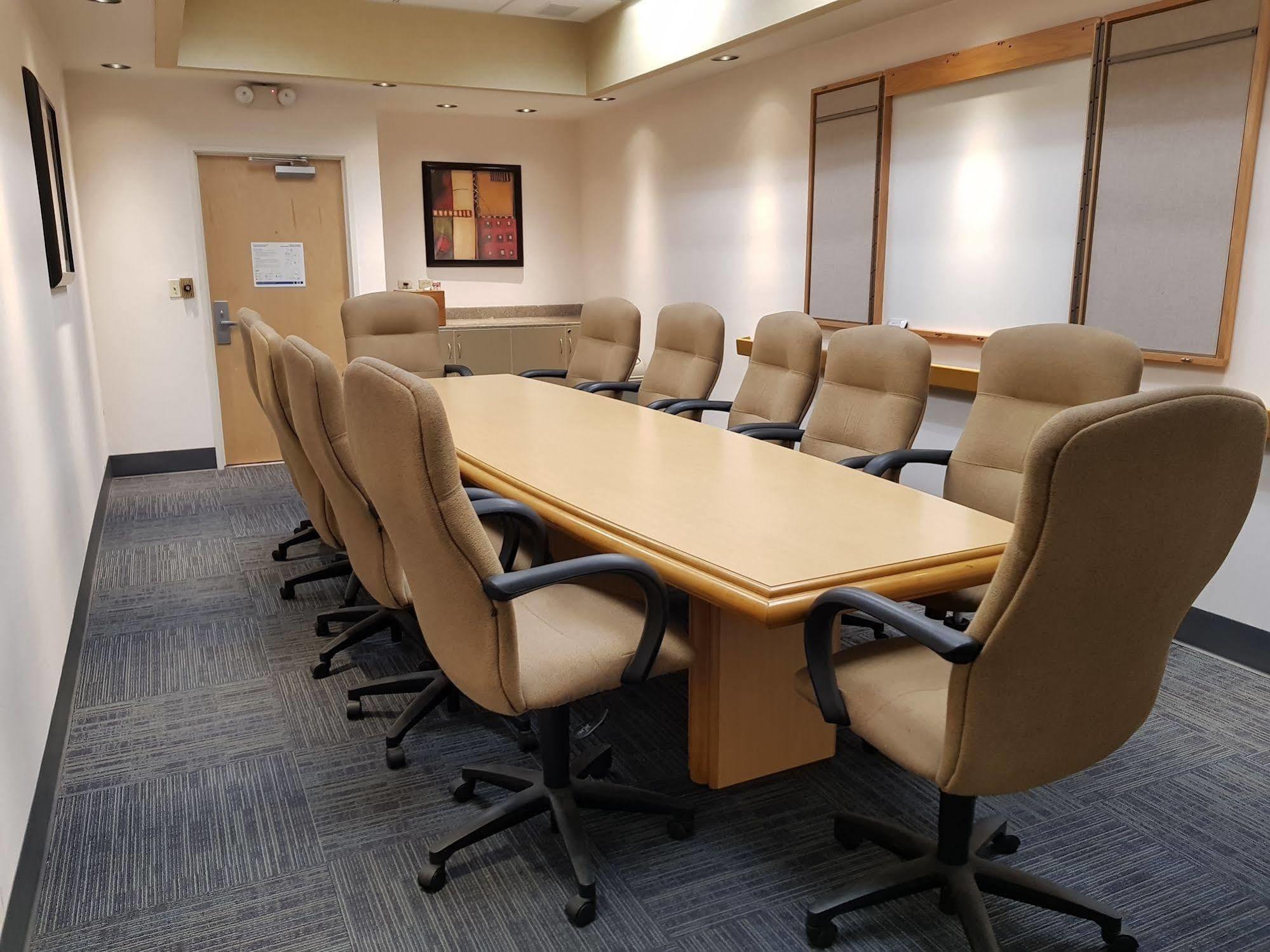 Holiday Inn Express Saltillo Zona Aeropuerto By Ihg Экстерьер фото